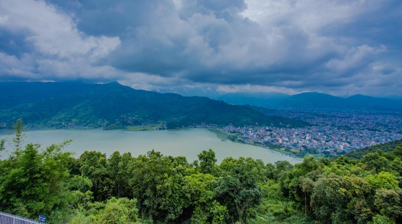 Silver Sky Hotel Pokhara Exterior foto